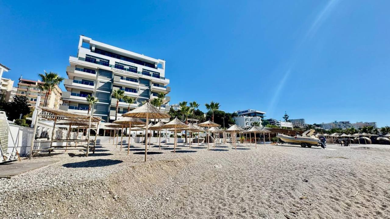 4 Seasons Sea View Apartment ساراندا المظهر الخارجي الصورة
