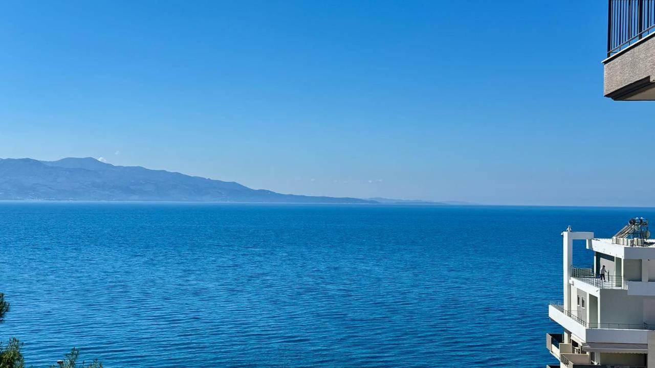 4 Seasons Sea View Apartment ساراندا المظهر الخارجي الصورة